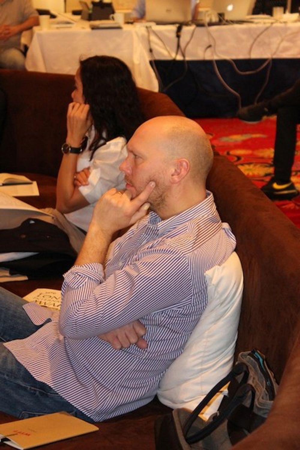 Philip Ahlqwist and Jureeporn Thaidumrong having an enjoyable time judging