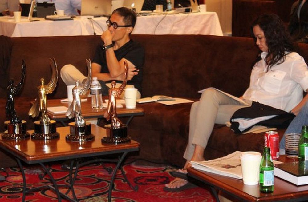 Naoki Ito and Jureeporn Thaidumrong enjoying their time in the judging room