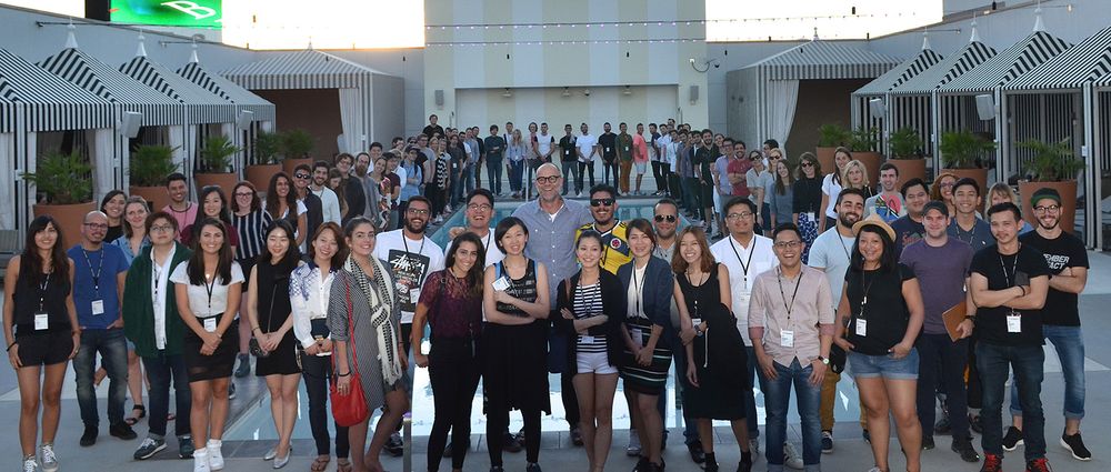 The Creative LIAison attendees by the pool with moderator Ralph van Dijk