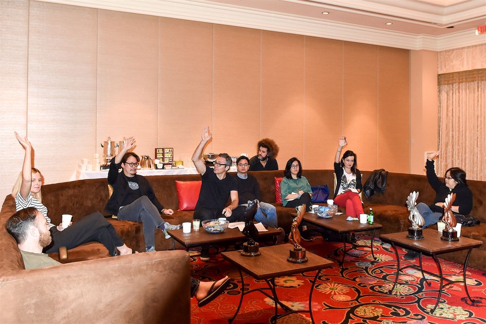 TV/Cinema/Online Film Jury in Statue Discussions