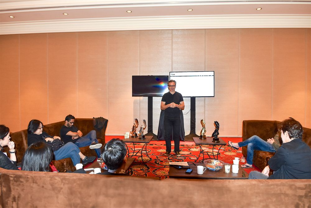 TV/Cinema/Online Film Jury in Statue Discussions