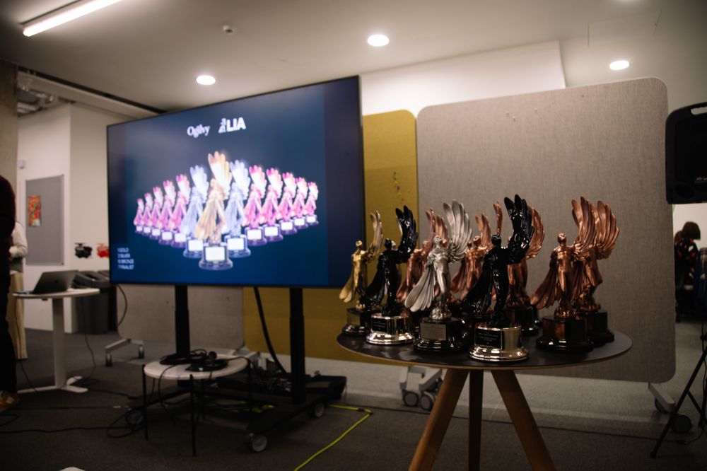 LIA Presenting Ogilvy UK and WPP With Their Awards