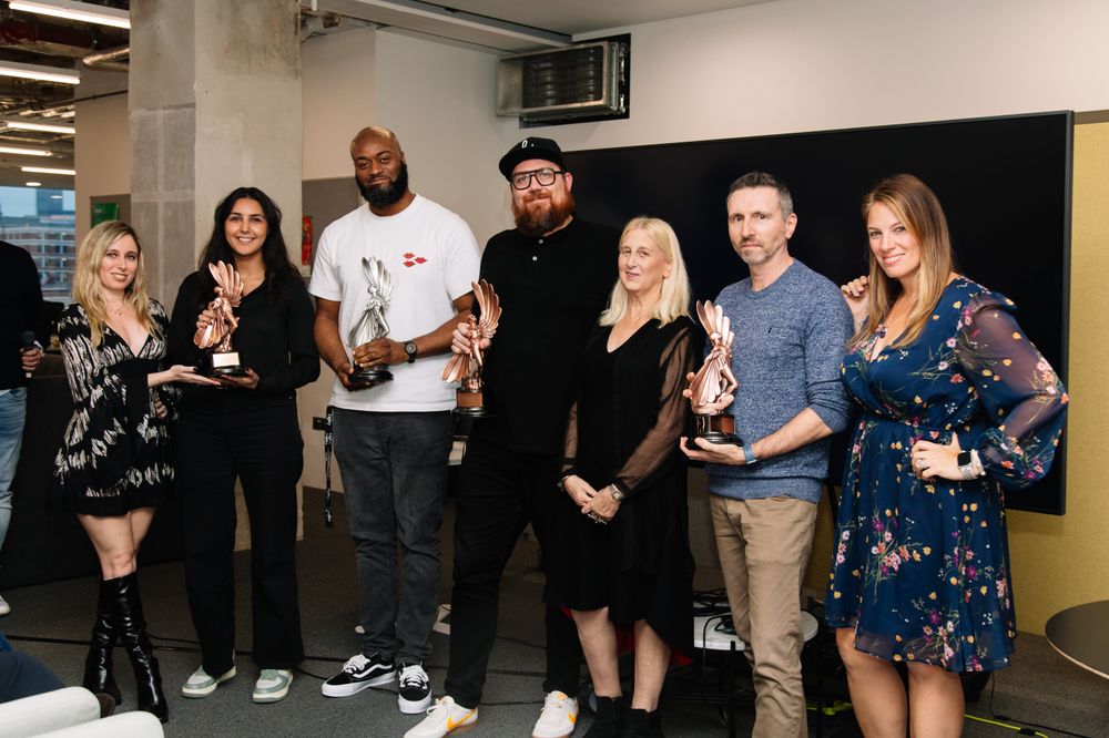 LIA Presenting Ogilvy UK and WPP With Their Awards