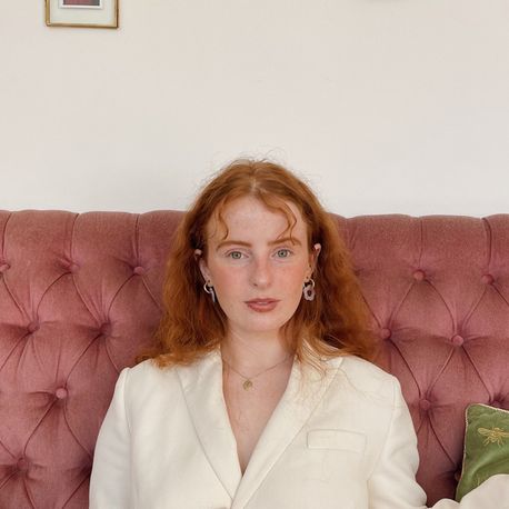 Niamh Aremband